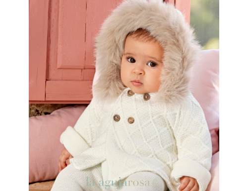 TRENCA PUNTO TODO ROMBOS CAPUCHA PELO NATURAL DE JULIANA