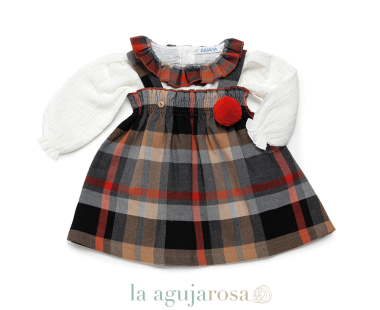 PICHI CUADROS CON CAMISA DE LA COLECCIÓN LUCERO DE JULIANA 2