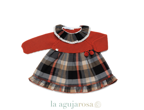 VESTIDO CUERPO DE PUNTO CUADROS DE LA COLECCIÓN LUCERO DE JULIANA