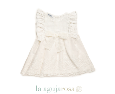 VESTIDO CORTADO A LA CINTURA DE ENCAJE DE LA COLECCIÓN... 2
