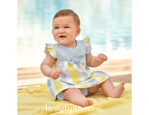 VESTIDO CORTO CON BRAGA RAYADO DE LA COLECCIÓN GARBÍ DE JULIANA