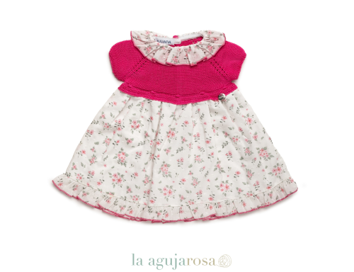 VESTIDO CUERPO DE PUNTO CON TELA DE FLORECITAS DE PLUMETI DE LA COLECCIÓN LLEVANTERA DE JULIANA