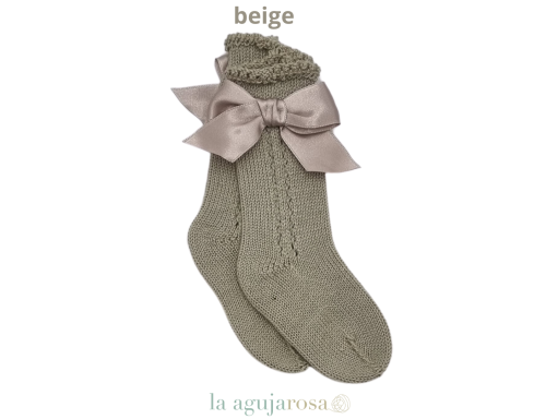 CALCETÍN BEIGE LAZO DE LA COLECCIÓN MIEL DE JULIANA DE JULIANA