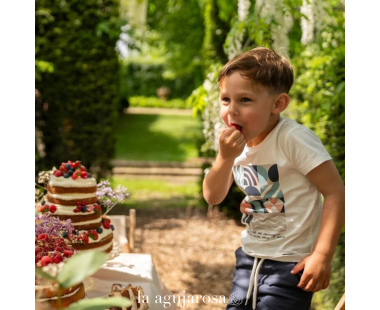 CAMISETA DE NIÑO KOKO NOKO BLANCO ROTO AZUL CLARO ROJO SUAVE