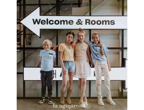 CAMISETA DE NIÑO NO WAY MONDAY AZUL CLARO CON BOLSILLO EN EL PECHO