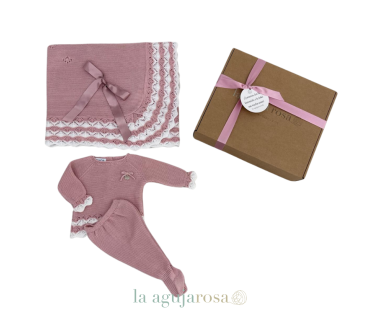 CAJITA REGALO NEW BORN EN ROSA MAQUILLAJE DE LAAGUJAROSA 2