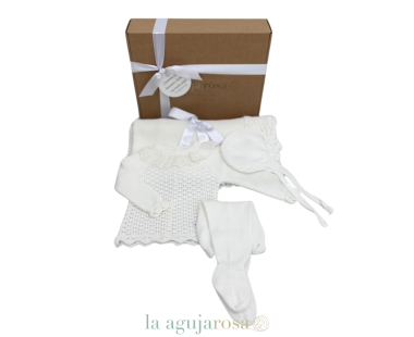 CAJITA REGALO NEW BORN EN BLANCO LAAGUJAROSA