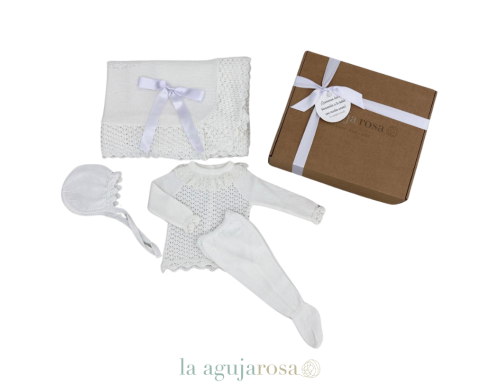CAJITA REGALO NEW BORN EN BLANCO LAAGUJAROSA