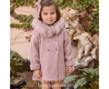 ABRIGO ROMBOS CAPUCHA DE PELO DE JULIANA