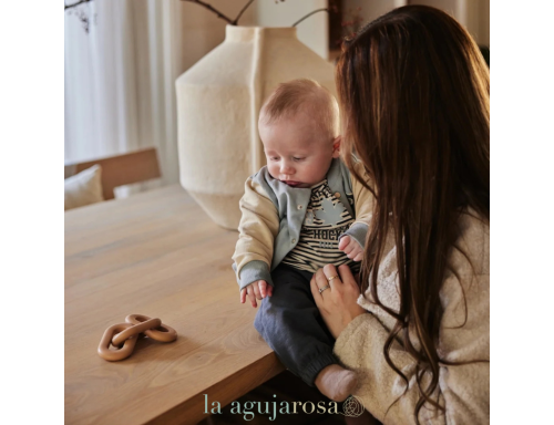 CONJUNTO DE 3 PIEZAS DE DIRKJE CAMISETA CHAQUETA Y PANTALÓN