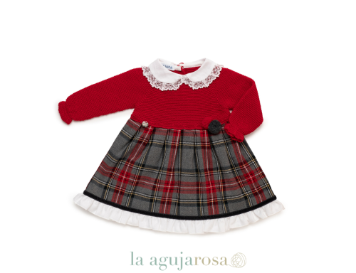 VESTIDO CUERPO DE PUNTO CUADRITOS DE LA COLECCIÓN MELODÍA DE JULIANA