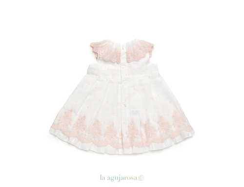 VESTIDO CORTADO CINTURA ENCAJE VOLANTE DE LA COLECCIÓN CARAMELO DE JULIANA