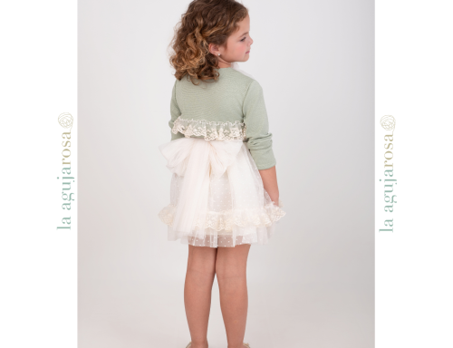 VESTIDO DE CEREMONIA EN TENOS VERDE Y CRUDO DE NEKENIA