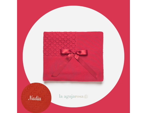 MANTITA LIN ROMBOS CALADOS DE VERANO DE LA COLECCIÓN VARADERO DE JULIANA